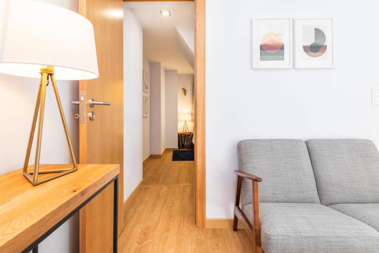Perfect 1 Bed In Chiado With Aircon Apartment Lisbon Exterior photo